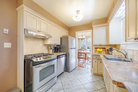 24 Mississauga Road St. Catharines ON L2N 3K4