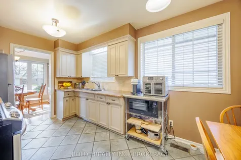 24 Mississauga Road St. Catharines ON L2N 3K4