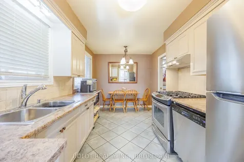 24 Mississauga Road St. Catharines ON L2N 3K4