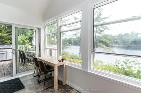 49 Pinetree Road Gravenhurst ON P1P 1R2