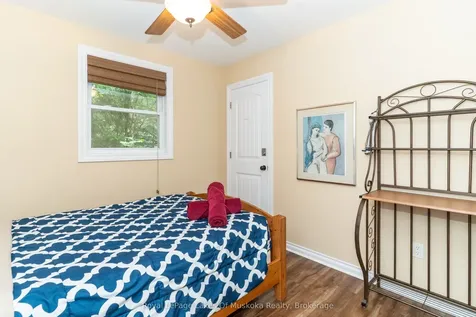 49 Pinetree Road Gravenhurst ON P1P 1R2