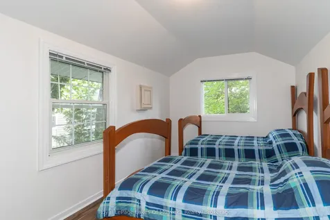 49 Pinetree Road Gravenhurst ON P1P 1R2
