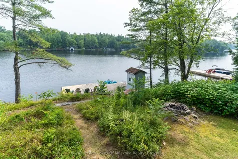 49 Pinetree Road Gravenhurst ON P1P 1R2