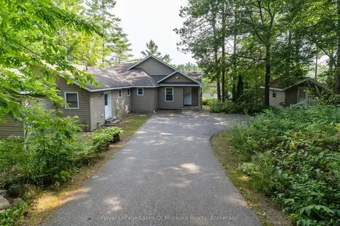 49 Pinetree Road Gravenhurst ON P1P 1R2