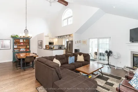 49 Pinetree Road Gravenhurst ON P1P 1R2