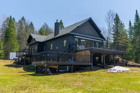 86 Bowyer Road Huntsville ON P1H 2J4