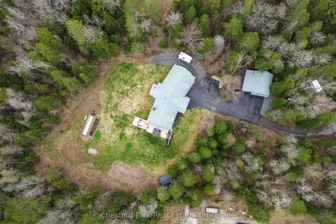 86 Bowyer Road Huntsville ON P1H 2J4