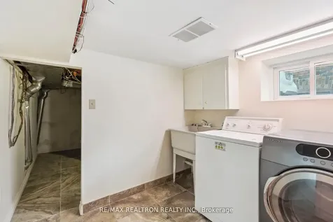 4844 Sixth Avenue Niagara Falls ON L2E 4T9