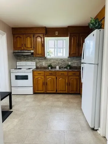 2261 Pitt Street N Cornwall ON K6K 1A4