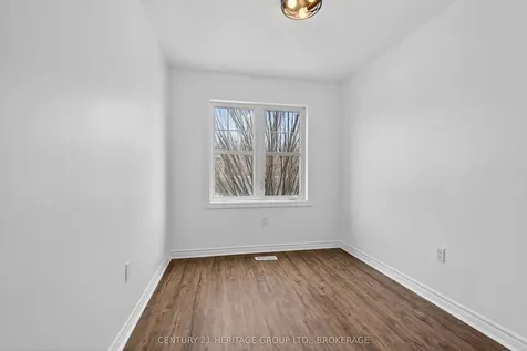 847 Newmarket Lane Kingston ON K7K 0C8