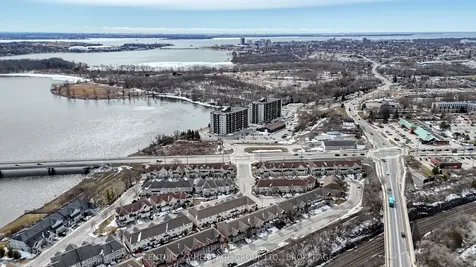 847 Newmarket Lane Kingston ON K7K 0C8