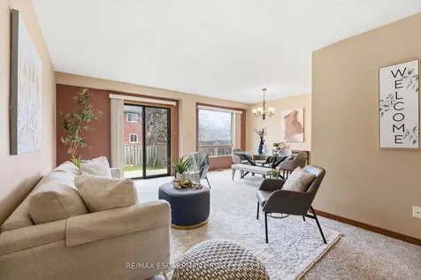 165 Essling Avenue Hamilton ON L9B 2H9