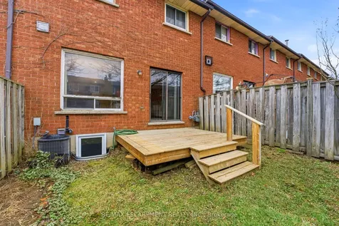 165 Essling Avenue Hamilton ON L9B 2H9