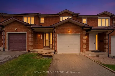 165 Essling Avenue Hamilton ON L9B 2H9