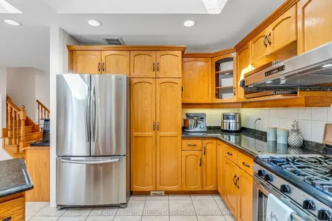6 Gibbs Crescent Guelph ON N1G 5B6