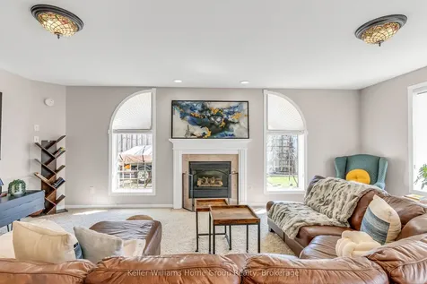 6 Gibbs Crescent Guelph ON N1G 5B6