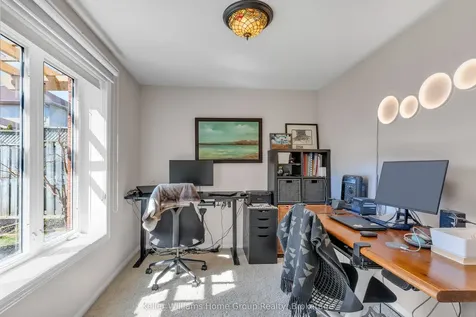 6 Gibbs Crescent Guelph ON N1G 5B6