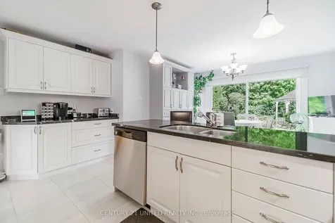 1656 Champlain Drive Peterborough ON K9L 1N6