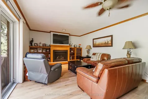 1656 Champlain Drive Peterborough ON K9L 1N6