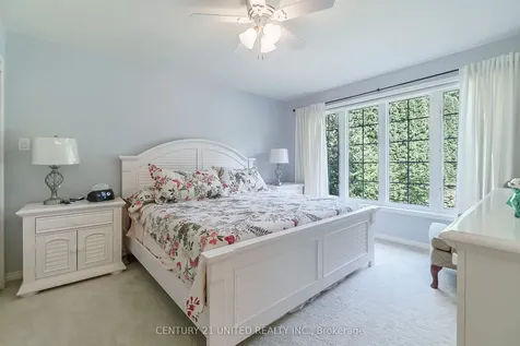 1656 Champlain Drive Peterborough ON K9L 1N6