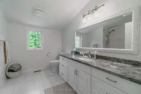 1656 Champlain Drive Peterborough ON K9L 1N6