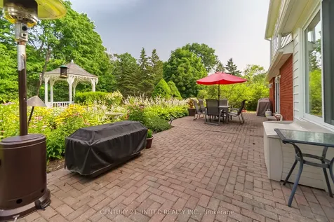 1656 Champlain Drive Peterborough ON K9L 1N6