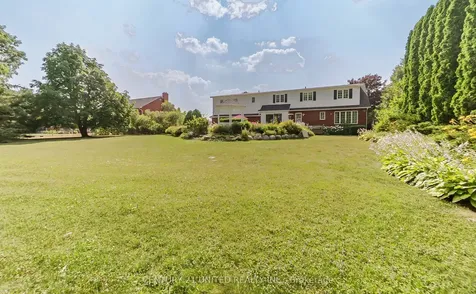 1656 Champlain Drive Peterborough ON K9L 1N6