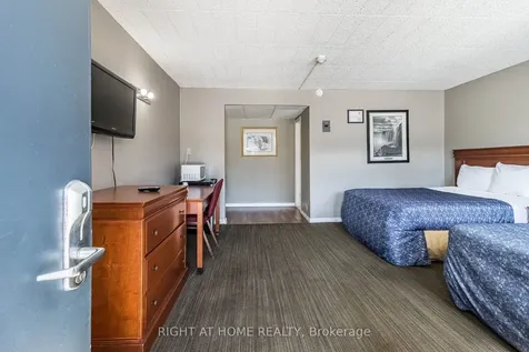 5958 Fallsview Boulevard Niagara Falls ON L2G 3V5