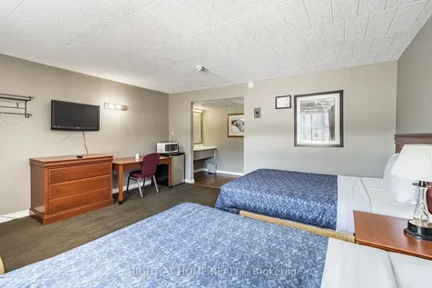 5958 Fallsview Boulevard Niagara Falls ON L2G 3V5