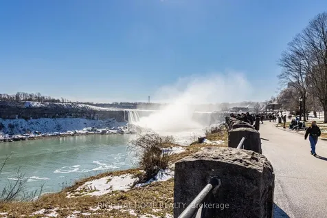 5958 Fallsview Boulevard Niagara Falls ON L2G 3V5