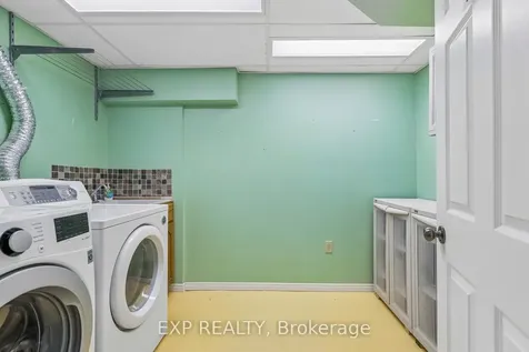 370 Stephanie Drive Guelph ON N1K 1R2