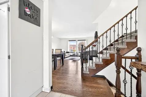 56 Hummingbird Lane Hamilton ON L9A 4A9