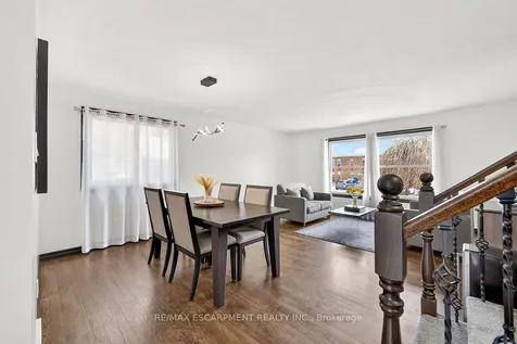 56 Hummingbird Lane Hamilton ON L9A 4A9