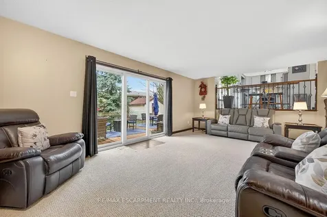 56 Hummingbird Lane Hamilton ON L9A 4A9