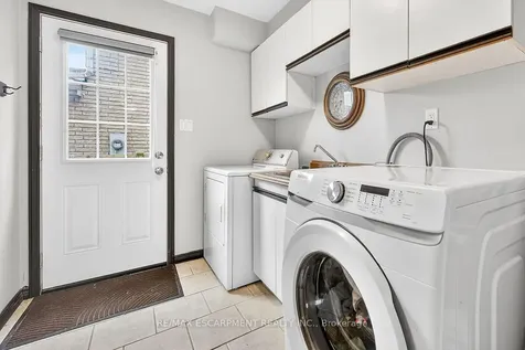 56 Hummingbird Lane Hamilton ON L9A 4A9