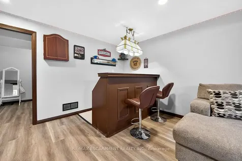 56 Hummingbird Lane Hamilton ON L9A 4A9