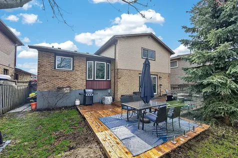 56 Hummingbird Lane Hamilton ON L9A 4A9