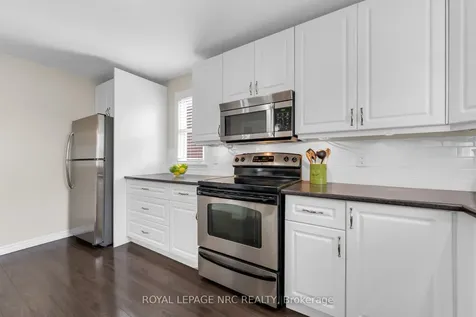 475 East 38th Street Hamilton ON L8V 4G7
