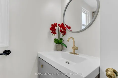 475 East 38th Street Hamilton ON L8V 4G7