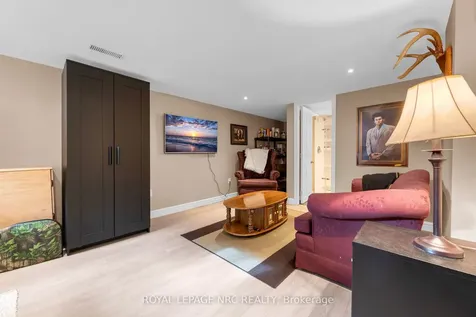 475 East 38th Street Hamilton ON L8V 4G7