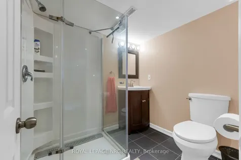 475 East 38th Street Hamilton ON L8V 4G7