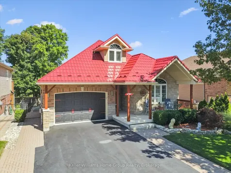 28 Harcourt Place Centre Wellington ON N1M 0A6