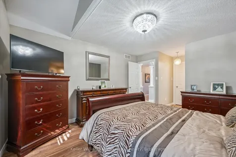 28 Harcourt Place Centre Wellington ON N1M 0A6