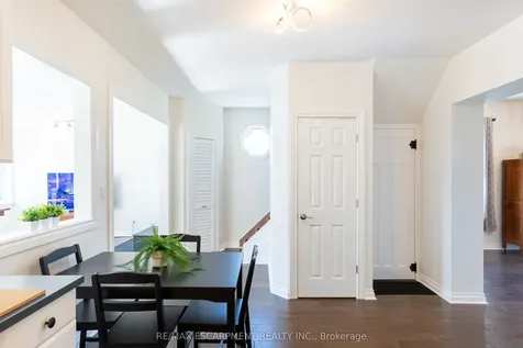 621 Rosseau Road Hamilton ON L8K 4T9