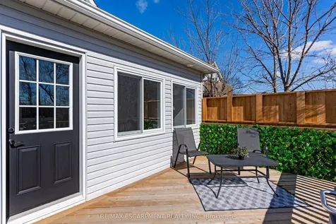 621 Rosseau Road Hamilton ON L8K 4T9