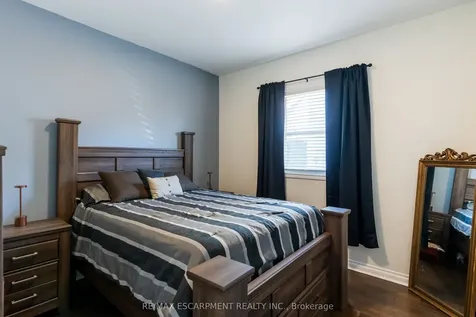 621 Rosseau Road Hamilton ON L8K 4T9