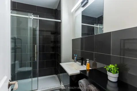 621 Rosseau Road Hamilton ON L8K 4T9