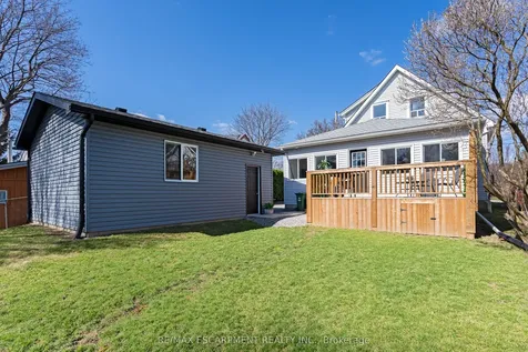 621 Rosseau Road Hamilton ON L8K 4T9