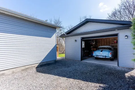 621 Rosseau Road Hamilton ON L8K 4T9