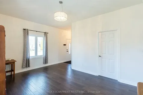 621 Rosseau Road Hamilton ON L8K 4T9